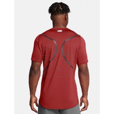 4. Under Armour T-shirt M 1383320-840