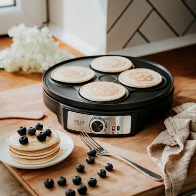 18. ADLER AD 3093 pancake maker