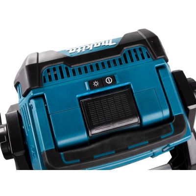 16. Makita DML809 LED lamp