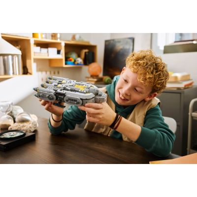 8. LEGO Star Wars 75445 - Anzellan Starship