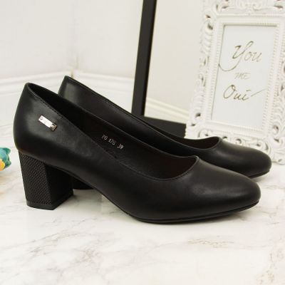 22. Sergio Leone W SK314A black decorative block heel pumps