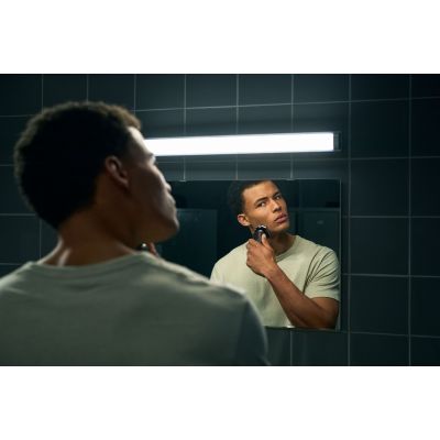 6. PHILIPS S5887/30 Series 5000 shaver