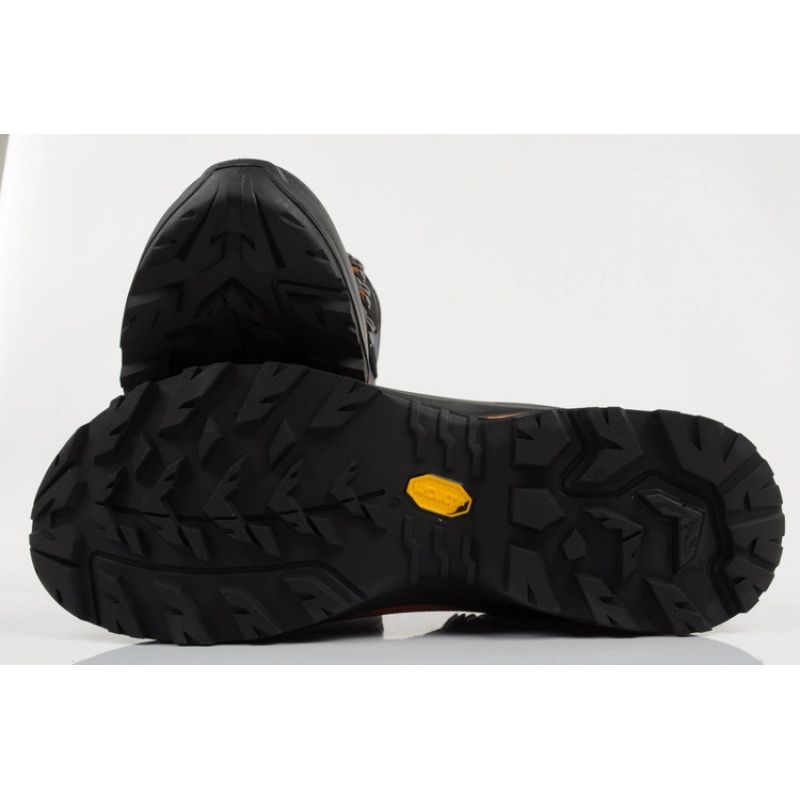 5. Aku Adapta Gore-tex M 494170 shoes