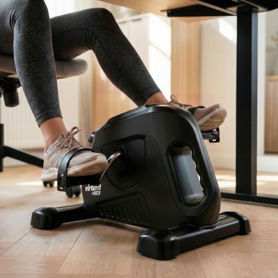 17. VIRTUFIT V3 CHAIR BIKE / CYCLE TRAINER WITH HANDLE AND COMPUTER