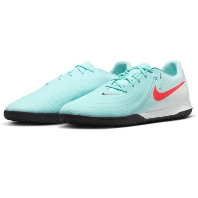 4. Nike Phantom GX II Academy IC FJ2581-300 shoes