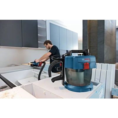 6. Bosch GAS 18V-10 L Professional Black, Blue
