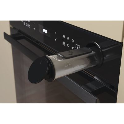 5. WHIRLPOOL AKZ9S 8220 FB SteamSense black steam oven