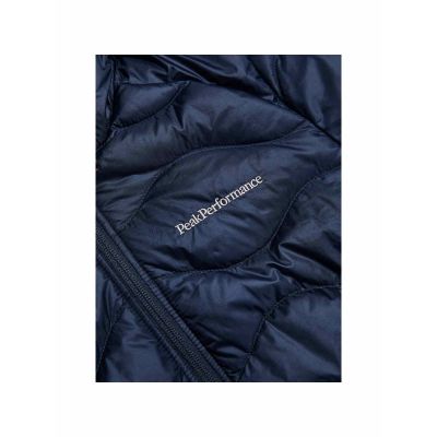 4. PEAK PERFORMANCE Helium Down Hood Jacket Women blue