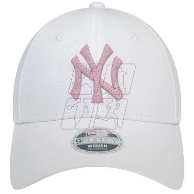 2. New Era 9FORTY New York Yankees Cap 60435261