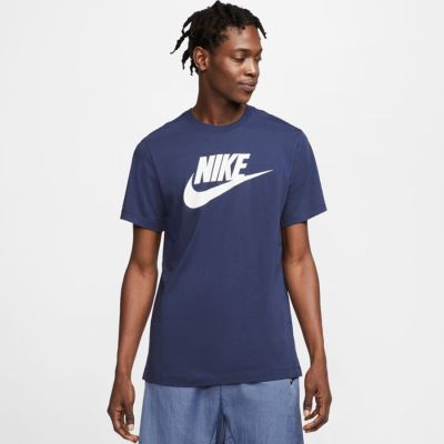 8. Nike Sportswear M AR5004 411 T-shirt