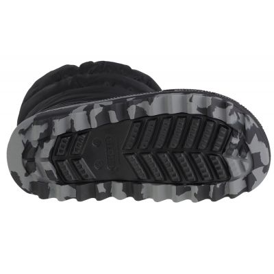 8. Crocs Classic Neo Puff Boot Jr 207684-001 shoes