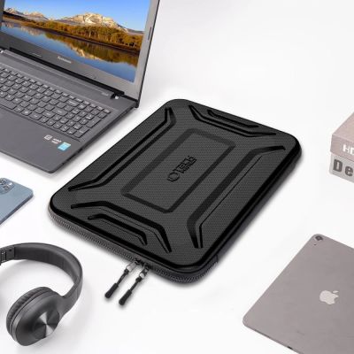 6. Tech-Protect Kevlar Pro Laptop Case 13-14" - Black