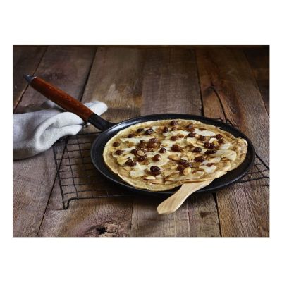 6. Staub 40509-525-0 Round Pancake Pan