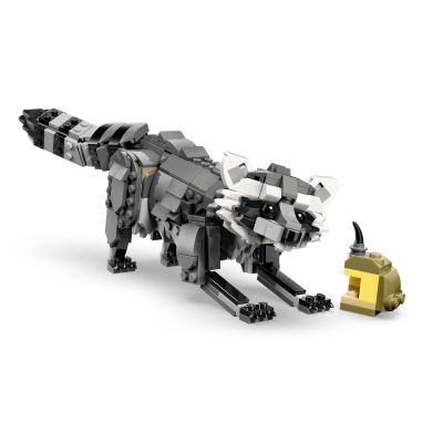 14. LEGO Creator 3in1 31393 - Forest Animals: Gray Wolf