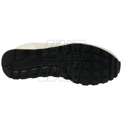 4. Nike Md Runner 2 Eng Mesh W 916797-100 shoes