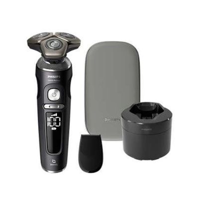 5. PHILIPS Series 9000 SP9840/32 shaver