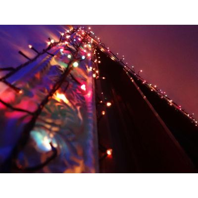 4. CHRISTMAS TREE LIGHTS 120 LED LIGHT CHAIN MULTICOLOR