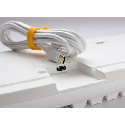 6. Ducky One 3 Classic Pure White Gaming Keyboard USB German White
