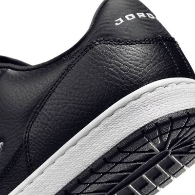 8. Nike Jordan men's shoes Court Connect Low IQ5698-001