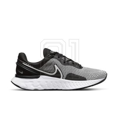 7. Nike React Miler 3 M DD0490-101 shoe