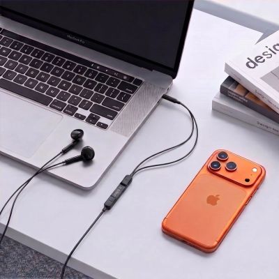 4. Tech-Protect Ultraboost Core G4 Mini Jack Wired Headphones - Black