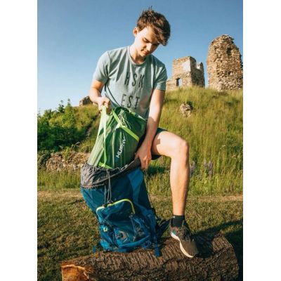 11. Husky BIZAM 2 PLUS two-person camping tent, 145 x 290 x 120 cm, 3.6 kg green