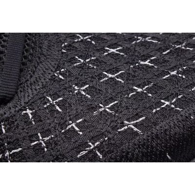 17. Shoes Under Armor Velocity Wind 2 M 3024903-001