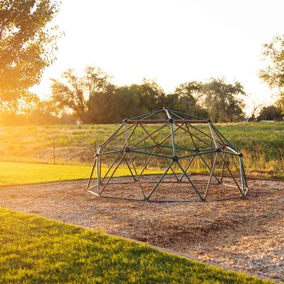 3. LIFETIME CLIMBING DOME GEODOME 90136