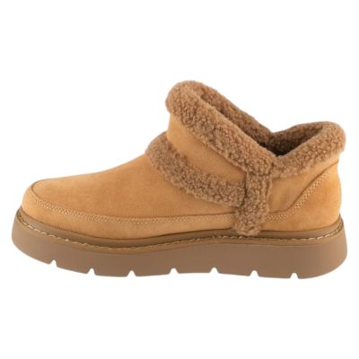2. Skechers Slip-ins BOBS Keepsakes Lite – Winter Snug 114895-CSNT Brown 36