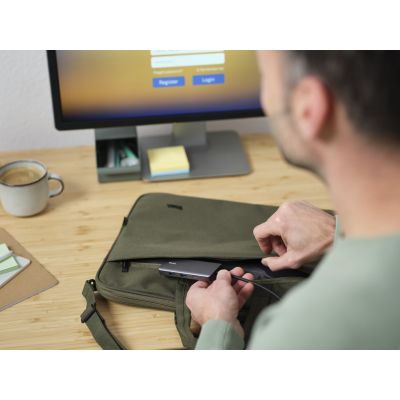 10. Trust DALYX 6-IN-1 USB-C Multi-Port Adapter Silver