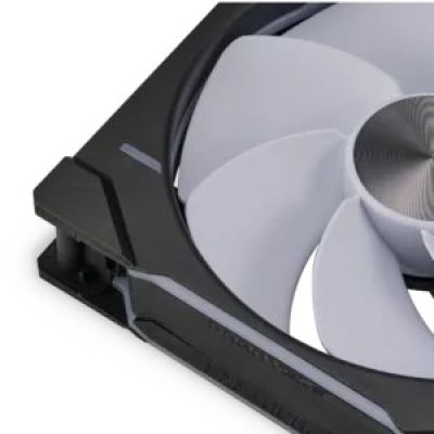 4. Phanteks D30-140 Computer Case Fan 14 cm Black 1 pc.