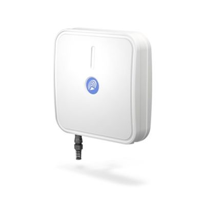 5. QuWireless QuMax XR All-In antenna, directional antenna, PoE/LAN 7 dBi