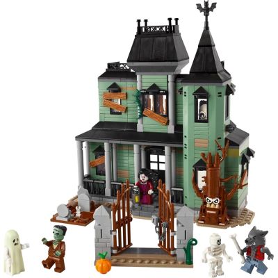 6. LEGO Creator 31167 Haunted Mansion