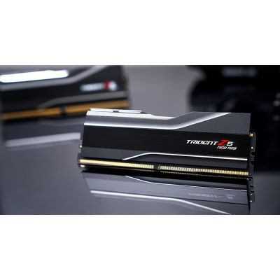 16. G.SKILL TRIDENT NEO AMD RGB DDR5 2X16GB 6000MHZ CL30 EXPO BLACK F5-6000J3038F16GX2-TZ5NR