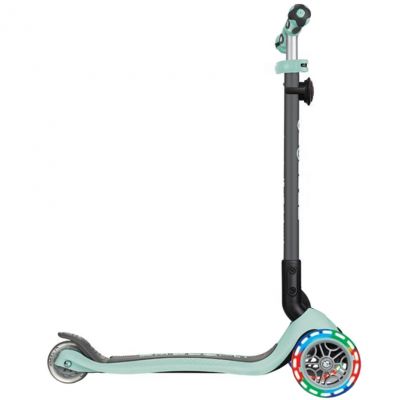 9. Globber GO-UP Deluxe Lights 646-206 scooter/bike