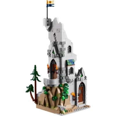 14. LEGO IDEAS 21348 Dungeons & Dragons: Tale of the Red Dragon
