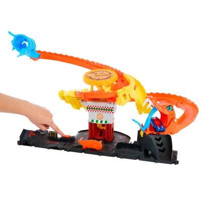 3. Hot Wheels City Awesome Pizza - Cobra Attack HTN81 MATTEL