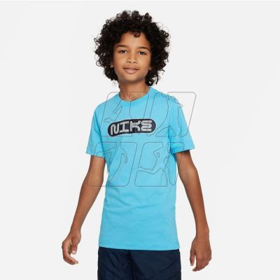 2. Nike Sportswear Jr DX9499-410 T-shirt