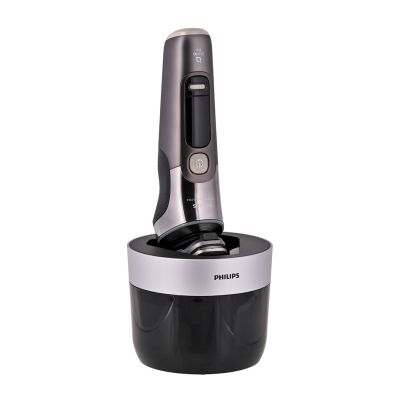 21. PHILIPS i9000 Series Prestige XP Shaver 9402/31