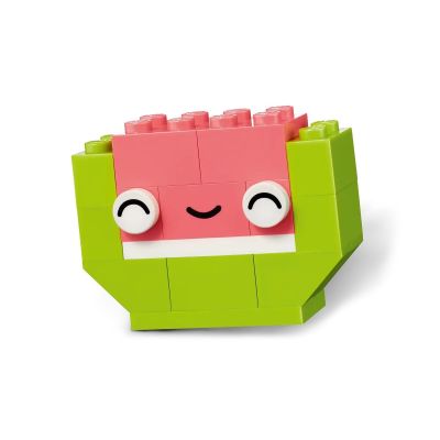 8. LEGO CLASSIC 11039 Creative Treats