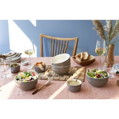 3. Staub Ceramique Cup 700 ml Gray Round