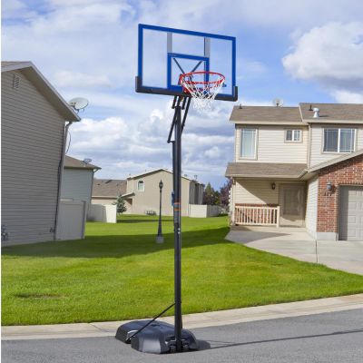 5. Lifetime New York 90000 Basketball Stand