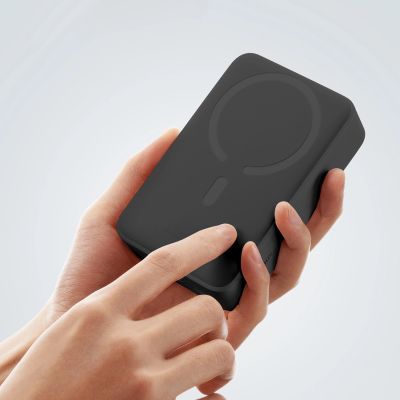 9. Baseus EnerFill FM41 20000mAh 20W Magnetic Power Bank with 30cm USB-C to USB-C Cable - Black