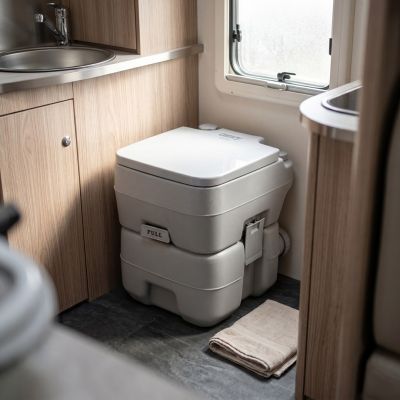 15. CAMRY CR 1035 portable toilet