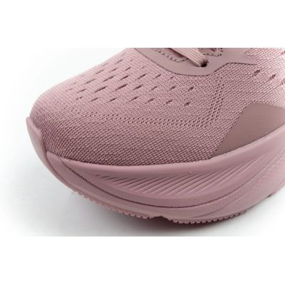 6. Fila women's sports shoes Retron pink sneakers comfortable fashionable