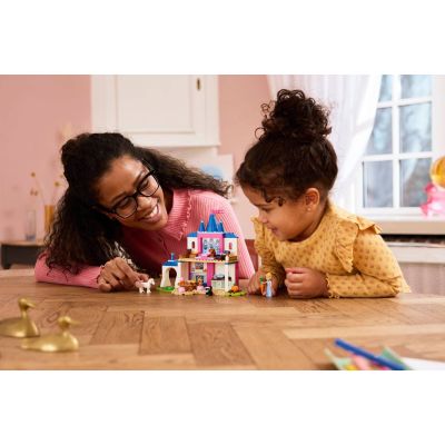 9. LEGO Disney 43283 - Cinderella's Castle and Her Animal Friends