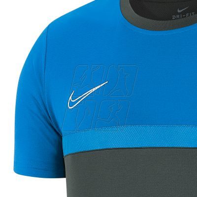 3. T-Shirt Nike Academy Pro Top SS M BV6926-075