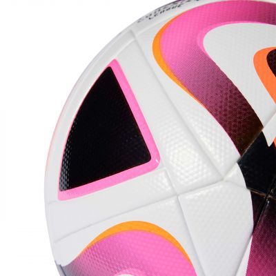 4. adidas Conext 24 League IP1617 Football