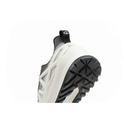 8. Lowa M 310431 0199 sports shoes