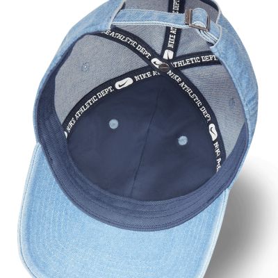 3. Nike Club Cap HF0383-429